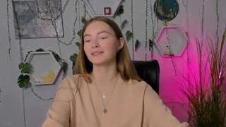 ella-lucky nude on sex cam in XXX Live Sex Chat Room