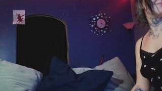 gothmoonmoth nude on sex cam in XXX Live Sex Chat Room
