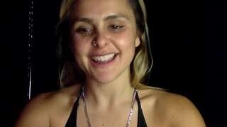 dumptruckdaphne nude on sex cam in XXX Live Sex Chat Room