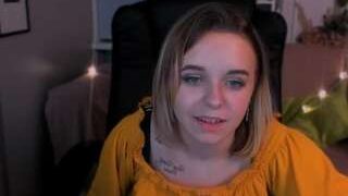 marta-sinnabon nude on sex cam in XXX Live Sex Chat Room