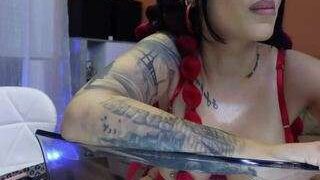 Oddetteblackk nude on sex cam in XXX Live Sex Chat Room