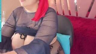 The Sexy Milf nude on sex cam in XXX Live Sex Chat Room