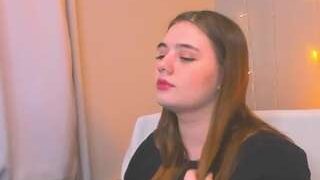 Alli-Aster nude on sex cam in XXX Live Sex Chat Room