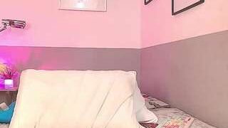 cuteandshybrunette nude on sex cam in XXX Live Sex Chat Room