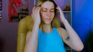 emmi-lovee nude on sex cam in XXX Live Sex Chat Room