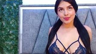 Isabellaa-Smiith nude on sex cam in XXX Live Sex Chat Room