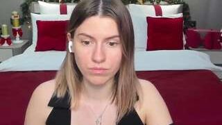 MaryLoves nude on sex cam in XXX Live Sex Chat Room