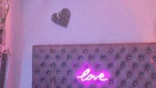 Abbyy-Saenz nude on sex cam in XXX Live Sex Chat Room
