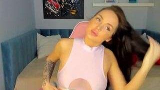 Jessica-Hilll nude on sex cam in XXX Live Sex Chat Room