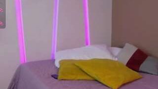 LynnSam nude on sex cam in XXX Live Sex Chat Room