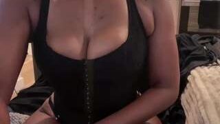 amiablack25 nude on sex cam in XXX Live Sex Chat Room
