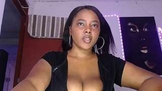 ysselaBod nude on sex cam in XXX Live Sex Chat Room