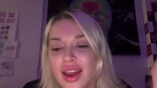 tapthatpiper nude on sex cam in XXX Live Sex Chat Room