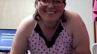 Trubie29 nude on sex cam in XXX Live Sex Chat Room