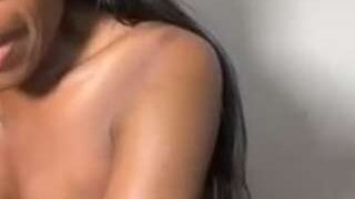 xclusivepretty nude on sex cam in XXX Live Sex Chat Room
