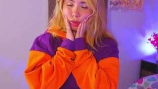 Cherry-Diamon nude on sex cam in XXX Live Sex Chat Room