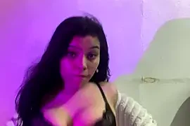 YuehLuv666 nude strip before webcam for live sex xxx chat