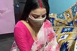SEXI-bhabhi-rimi nude strip before webcam for live sex xxx chat